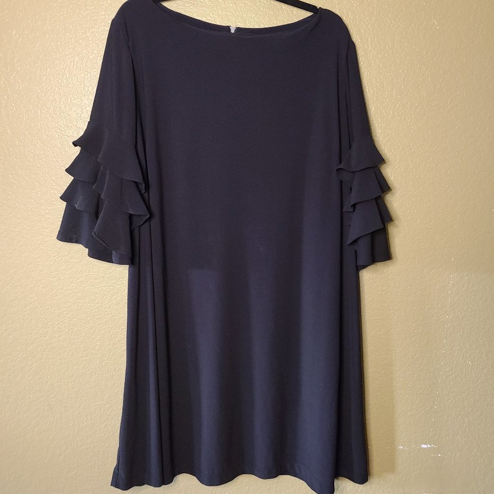 Plus Size Black Shift Dress with Ruffles on Sleeve